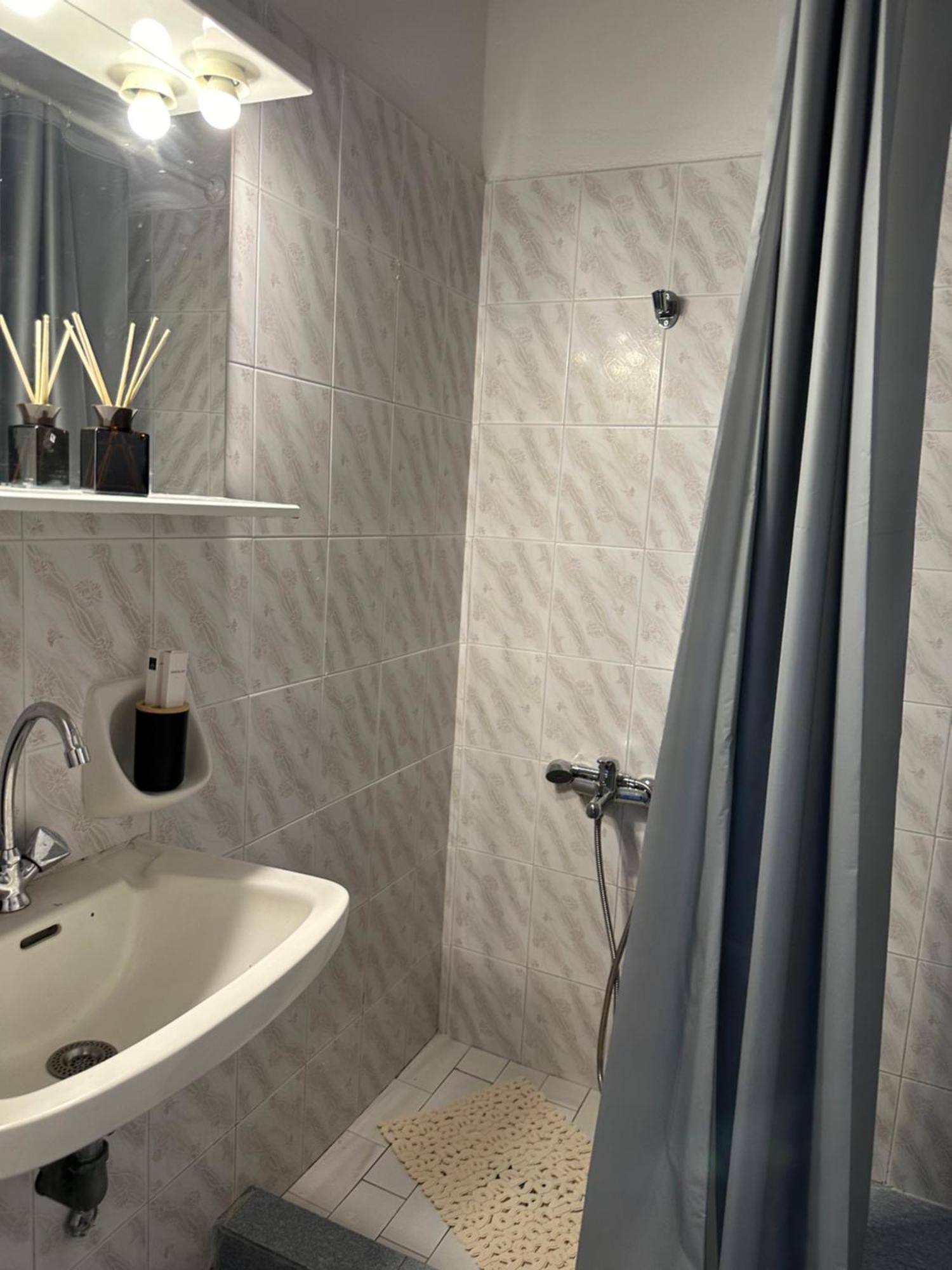 Nicole Rooms Santorini Vóthon المظهر الخارجي الصورة